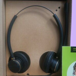 Addasound crystal 2872 headphones for computer work job call center in black.